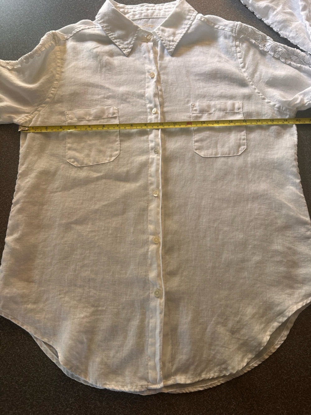 Lilly Pulitzer White 100% Linen Sea View Button Down Shirt Crochet Lace Sleeve - Picture 8 of 9